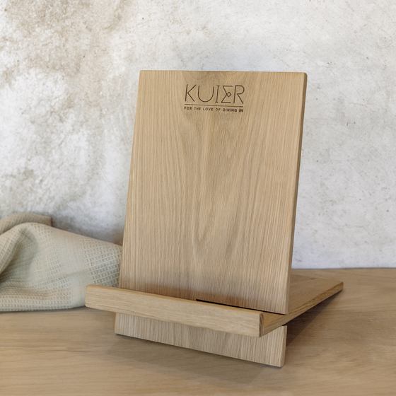 Cookbook Stand | Oak