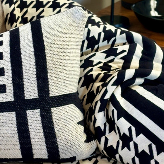 Urban Check Throw