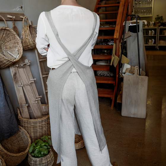 Cross-Back Maker’s Apron | 100% Linen